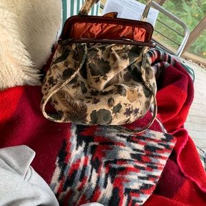 Antique Carpetbag, Bakelite Handle,  Silk lined